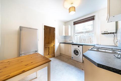 2 bedroom maisonette for sale, Charlmont Road, Tooting
