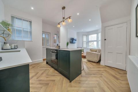 7 Vant Road, Tooting, London, SW17 8TH
