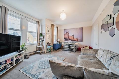 28 Charlmont Road, London, SW17 9AJ
