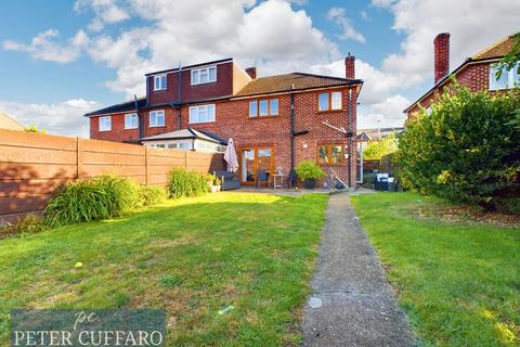 3 bedroom semi-detached house for sale, Hertford Road, Hoddesdon EN11