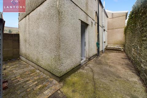 7a North Road, Porth, CF39 9SF