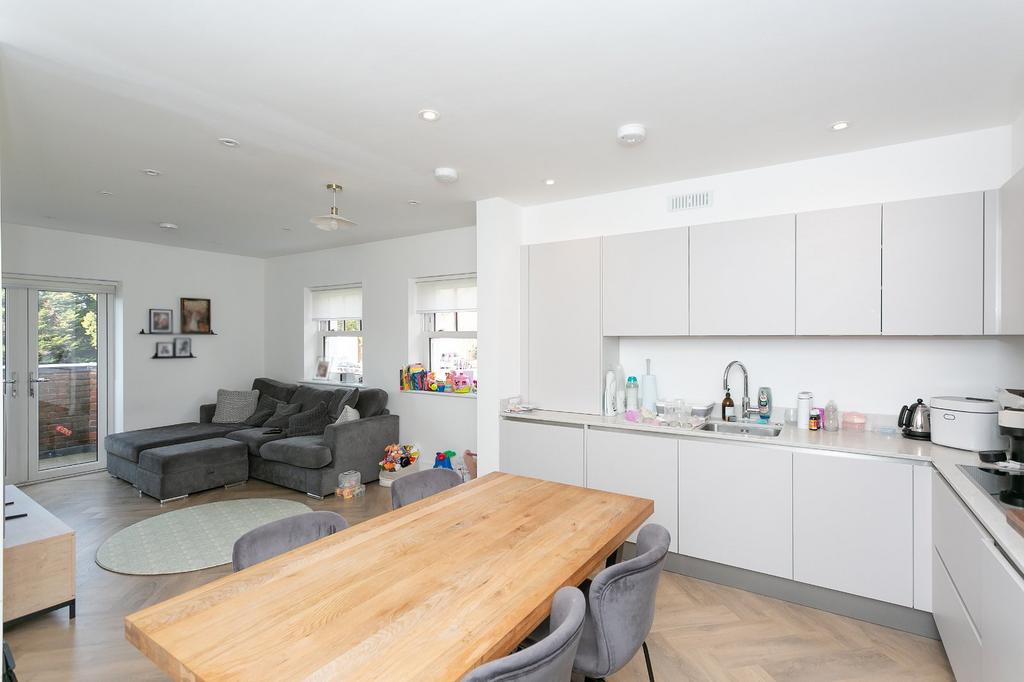 Kitchen Dining Area