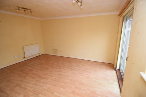 16 Carleton Close, Amesbury, Salisbury, SP4 7TU