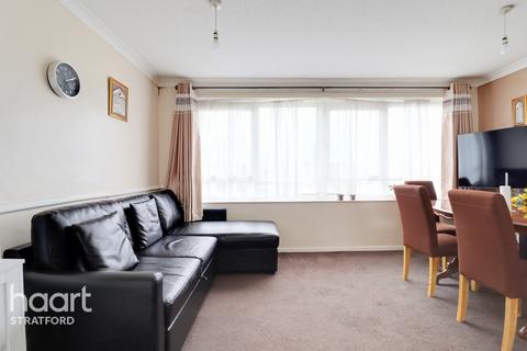 27 Carroll Close, London, E15 1RS