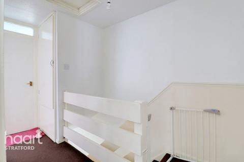 27 Carroll Close, London, E15 1RS