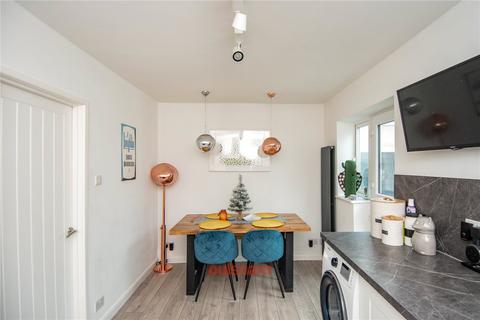 8 Bourne Avenue, Catshill, Bromsgrove, B61 0NZ