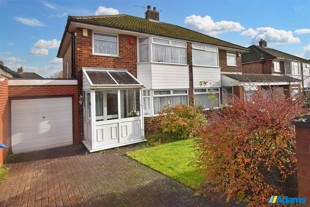 Fieldway, Widnes 3 bed semidetached house for sale £180,000