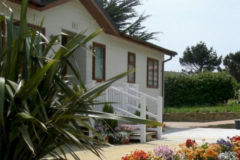3 bedroom lodge for sale, Silver Sands Holiday Park, Gwendreath TR12