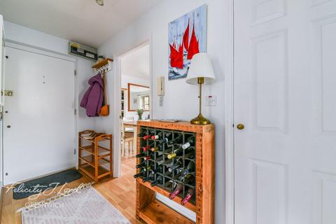 66 Basevi Way, London, SE8 3JS