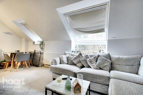 16 Wheatlands, Stevenage, SG2 0JT