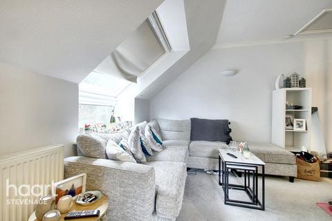 16 Wheatlands, Stevenage, SG2 0JT