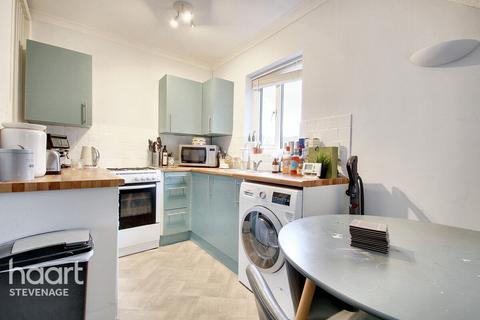 16 Wheatlands, Stevenage, SG2 0JT