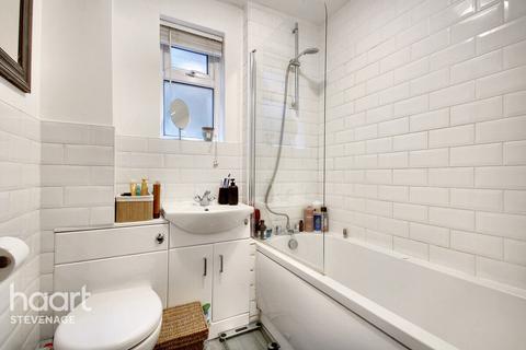 16 Wheatlands, Stevenage, SG2 0JT