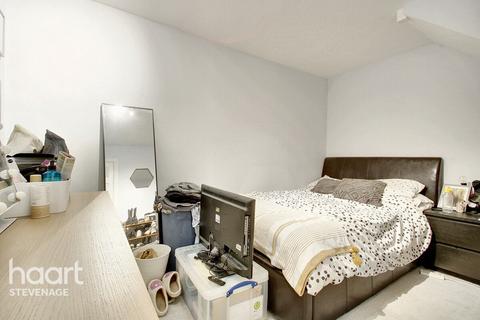 16 Wheatlands, Stevenage, SG2 0JT