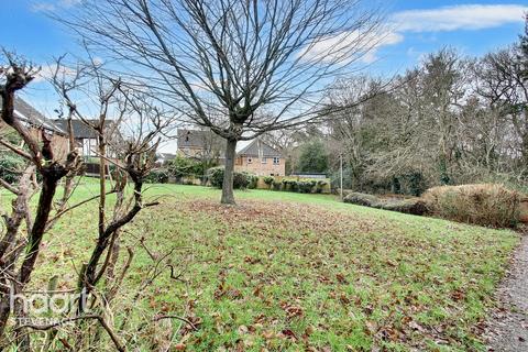 16 Wheatlands, Stevenage, SG2 0JT
