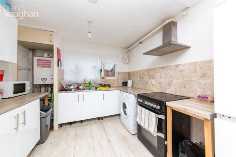 4 bedroom semi-detached house to rent, Newhaven Street, Brighton BN2