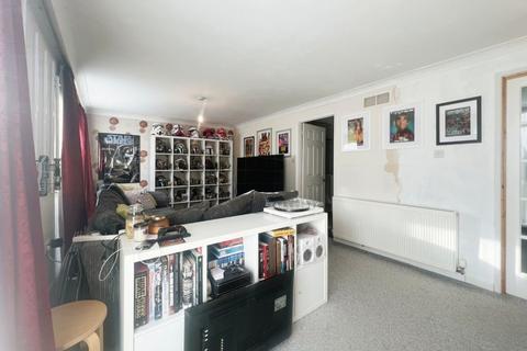 25 Packenham Road, Basingstoke, RG21 8YB