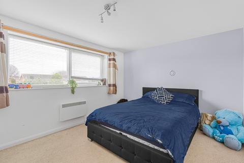 1 bedroom flat for sale, Alderman Close, Welham Green, AL9