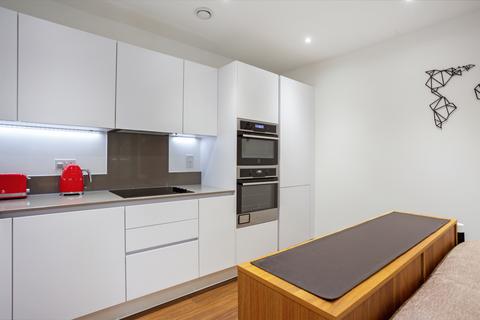 2 bedroom apartment for sale, Pipit Drive, Putney, London, SW15