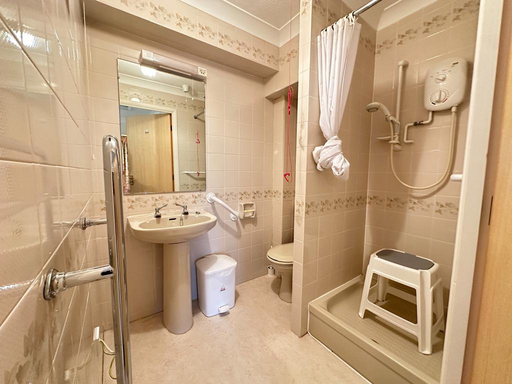 Master ensuite