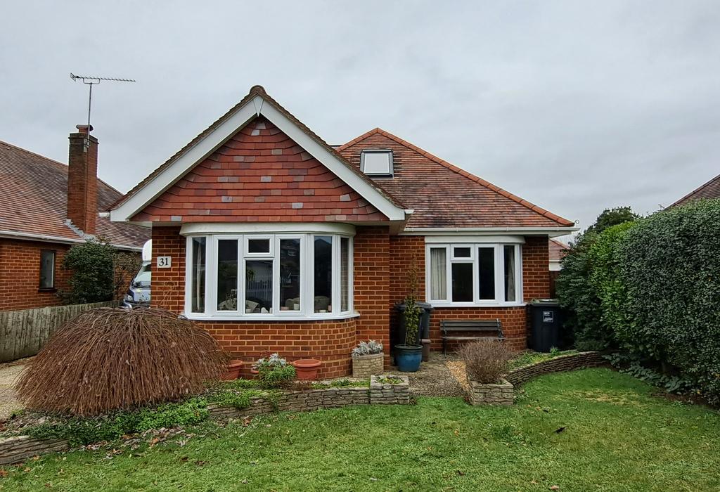 Craigmoor Avenue, Bournemouth BH8 3 bed detached bungalow for sale £