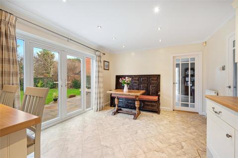 21 Barton Hey Drive, Wirral, CH48 2LE