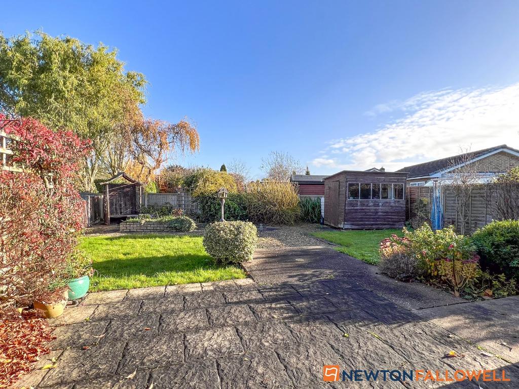 Oliver Road, 6 NG23 3 bed detached bungalow for sale £290,000