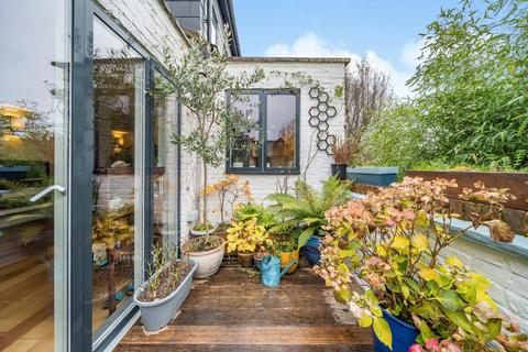 128a Shakespeare Road, Acton, London, W3 6SW