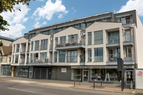 2 bedroom flat for sale, London Road, Westcliff-on-sea, SS0