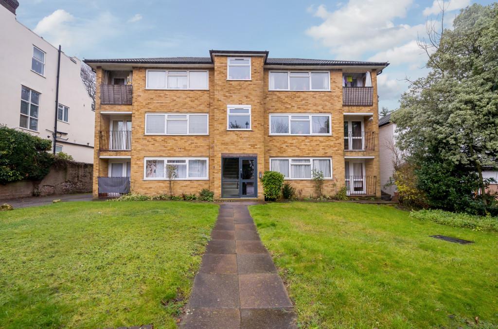South Park Hill Road, South Croydon 1 bed apartment for sale £220,000