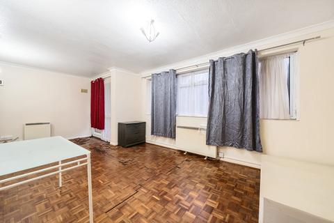 1 bedroom apartment for sale, South Park Hill Road, South Croydon