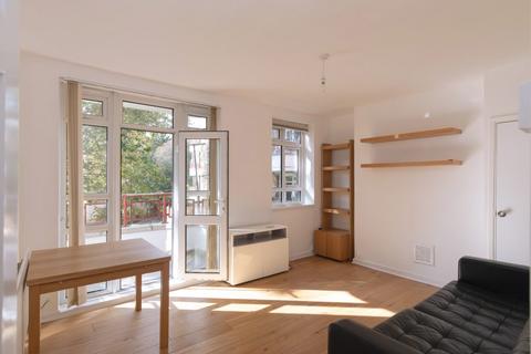 3 bedroom flat for sale, Birdsall House, Champion Hill Estate, SE5