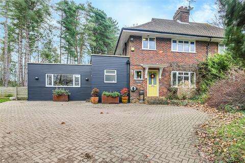 4 bedroom semi-detached house to rent, Westerham Road, Westerham, Kent, TN16