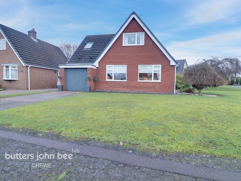 Chesterton Drive, Crewe 4 bed detached bungalow for sale £350,000