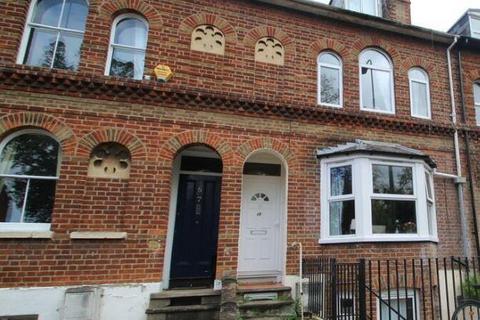 6 bedroom semi-detached house to rent, Iffley Road,  Cowley,  OX4
