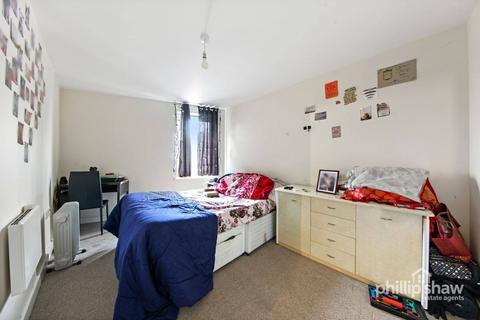2 bedroom flat for sale, 1 Peterborough Road, HA1