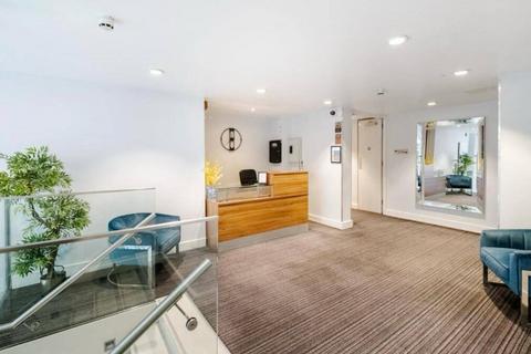Flat 807, 1 Pepys Street, London, EC3N 2NU