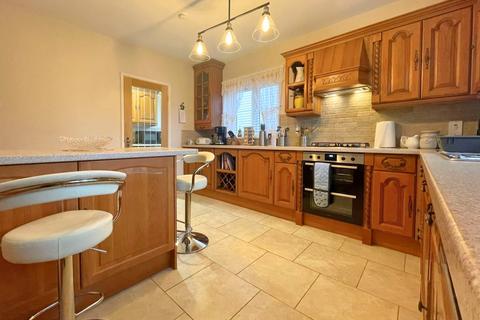 4 bedroom bungalow for sale, Mitchel Troy, Monmouth, NP25