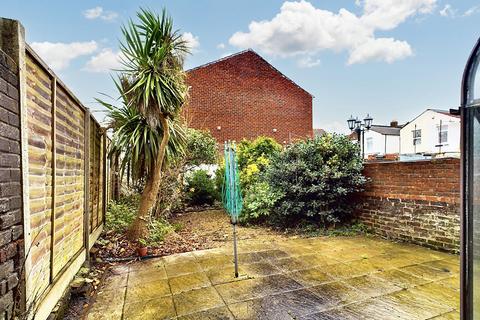 3 bedroom terraced house for sale - Meon Road, Southsea, PO4