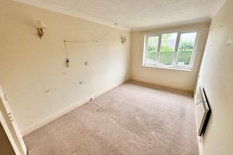 2 bedroom retirement property for sale, Shelly Crescent, Shirley, Solihull, West Midlands, B90