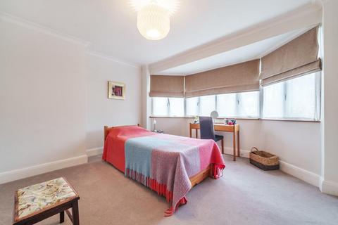 30 Brookway, London, SE3 9BJ