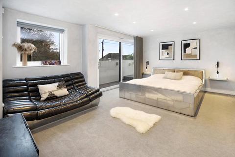 High Corner, 2 Argyll Road, Exeter, EX4 4RY