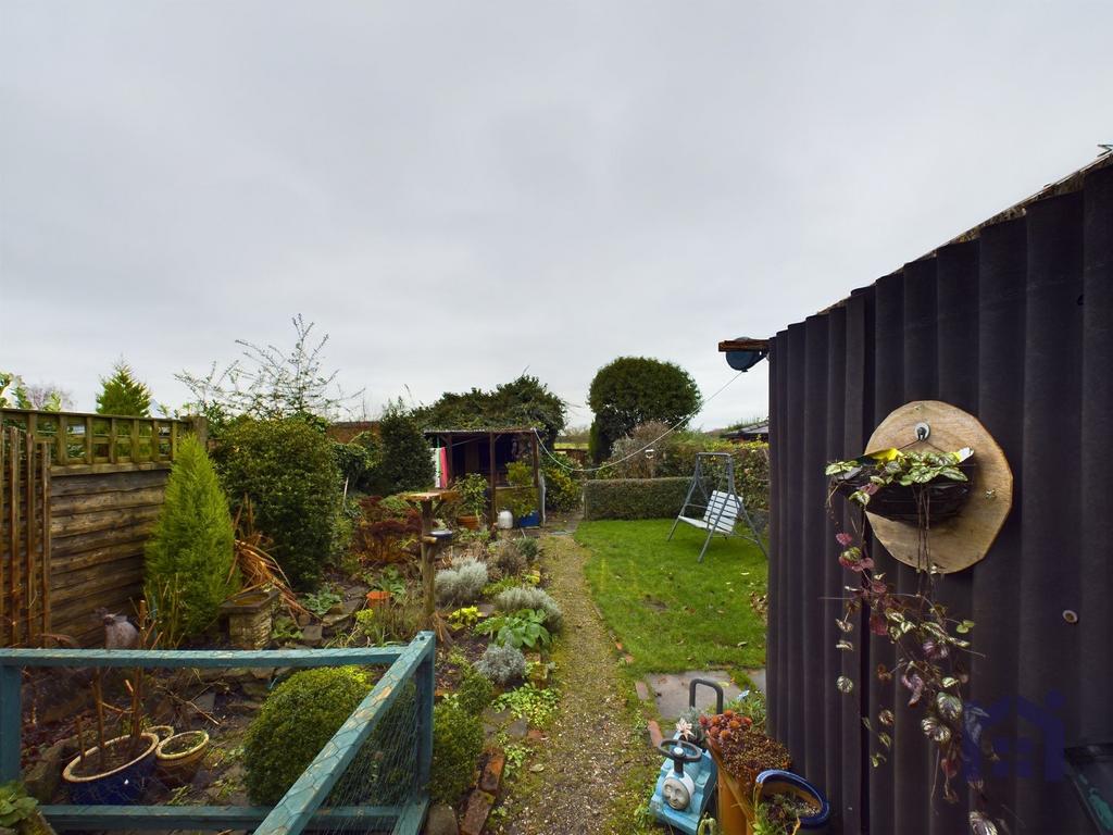 Moor Road, Croston, PR26 9HN 2 bed end of terrace house for sale £285,000