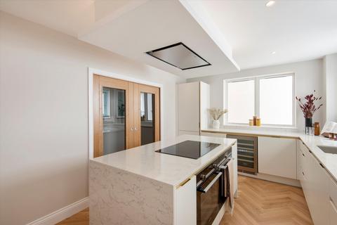 3 bedroom terraced house for sale, Rowley Mews, Addison Bridge Place, London, W14
