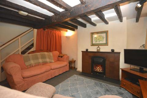 5 Meyrick Square, Dolgellau, LL40 1LT