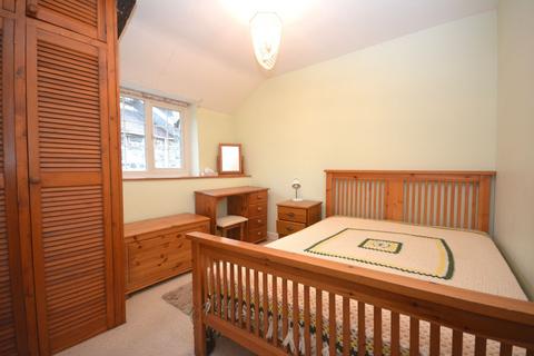 5 Meyrick Square, Dolgellau, LL40 1LT