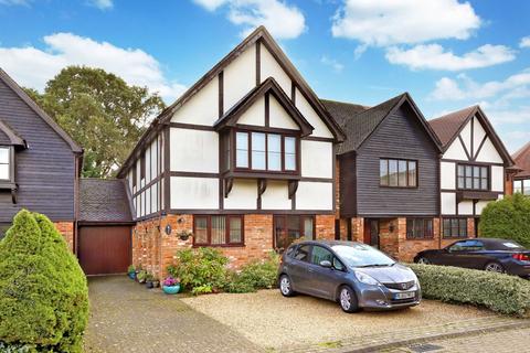 3 bedroom semi-detached house for sale, Hubert Day Close, Beaconsfield, HP9