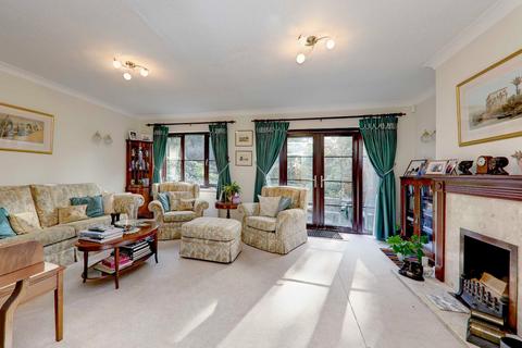2 Hubert Day Close, Beaconsfield, HP9 1TL