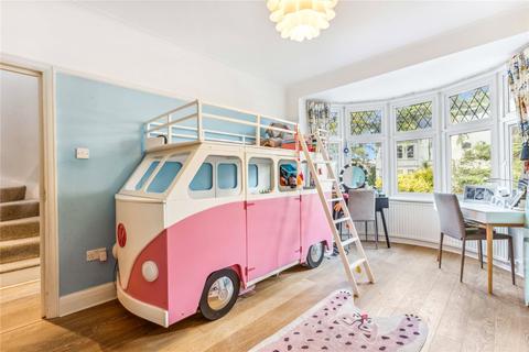 16 Grange Road, London, W5 5BX