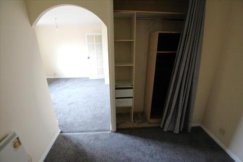 Studio to rent, Magpie Close, Enfield, Middlesex, EN1